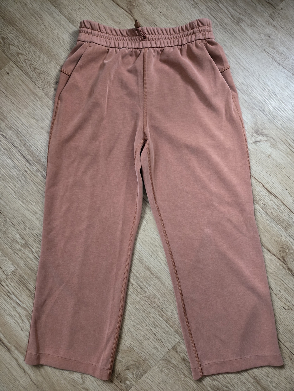 Lululemon Briar Rose Highrise Cropped Softstreme Pants Size 6